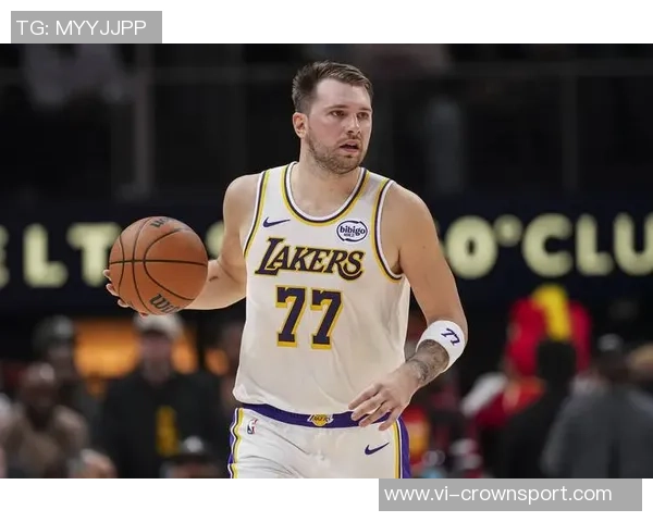 湖人首发防守问题亟待解决里夫斯首发是否合适引发争议