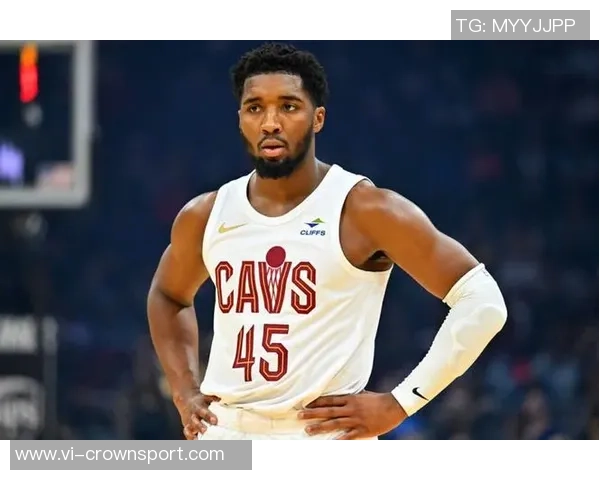 米切尔骑士生涯45场得分超越欧文并列队史第二詹姆斯18次稳居第一