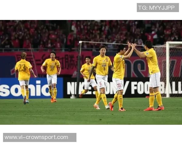 中国某球队与大阪樱花巴西边锋拉斐尔谈判引发关注44场23球4助表现抢眼